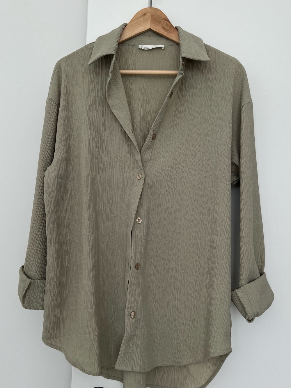 Oak & Fort Crinkle Light Olive Green Moss Gray Button Up Cover Up Shirt Size S
